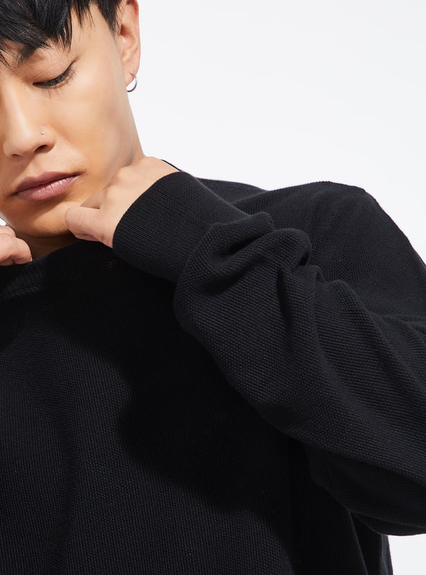 URB_N Men Knit Sweater