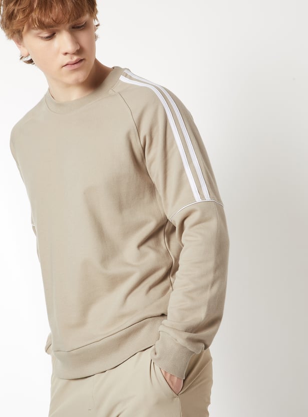 Men Side Striped Sweatshirt
