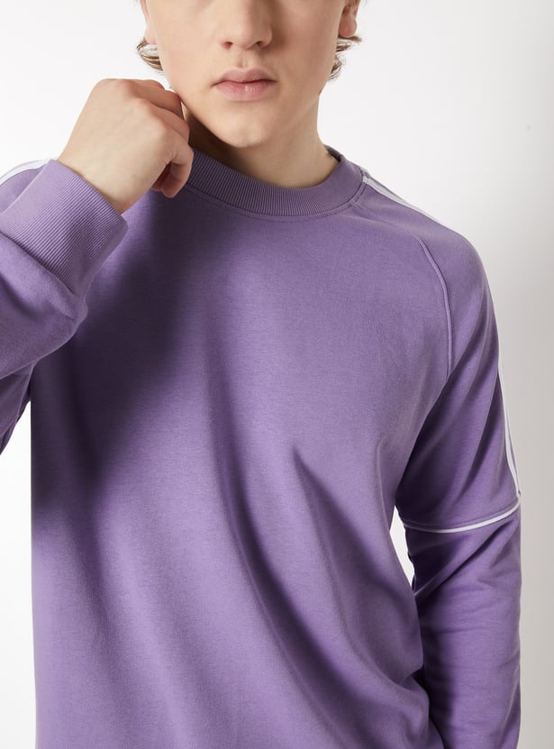 Men Side Striped Sweatshirt