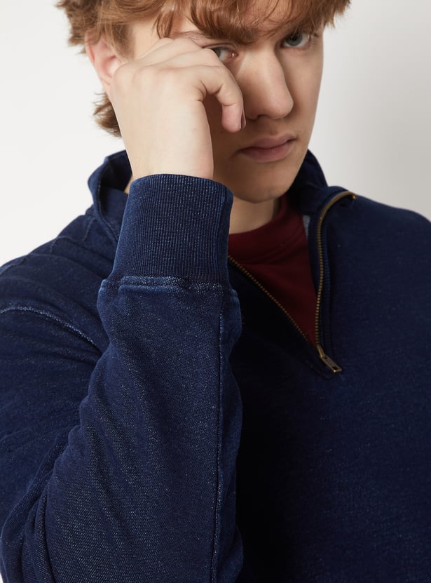 Men Textured Sweatshirt