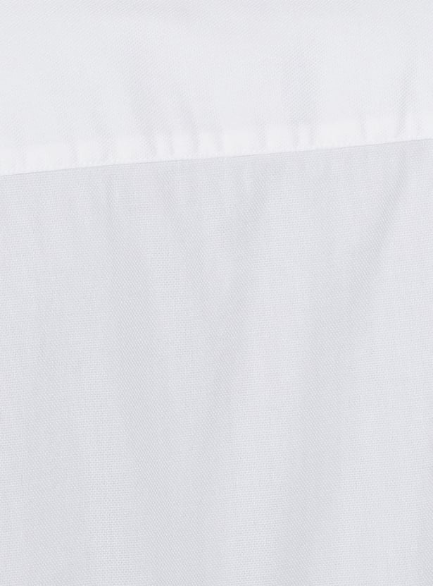 Men Solid Slim Fit Shirt