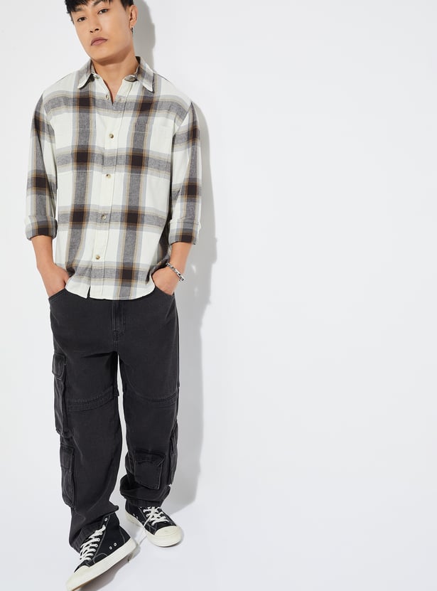URB_N Men Checked Regular Fit Shirt