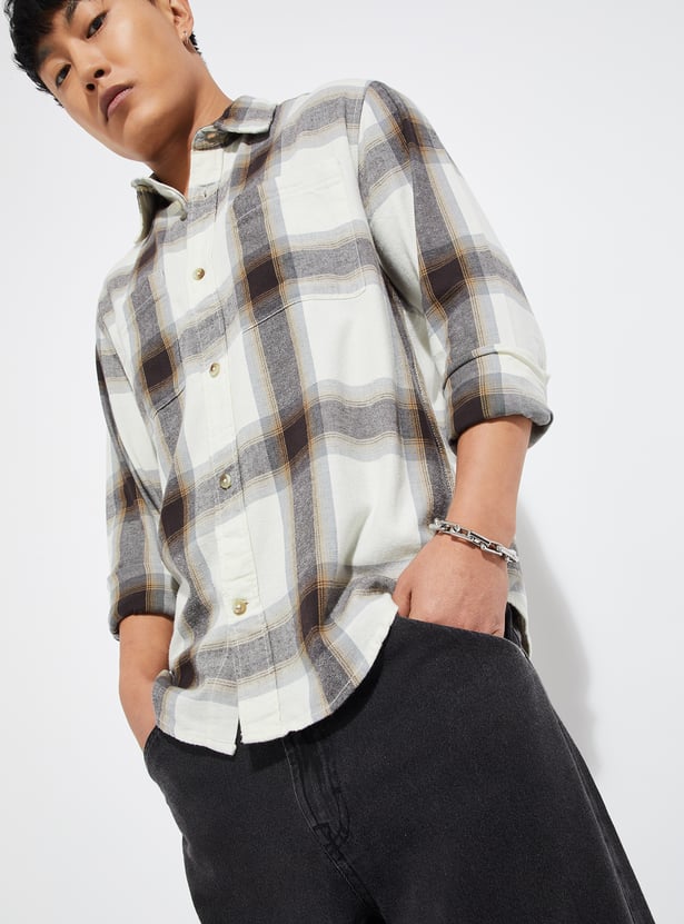 URB_N Men Checked Regular Fit Shirt