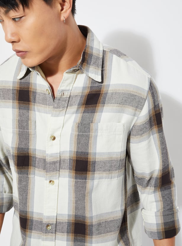 URB_N Men Checked Regular Fit Shirt
