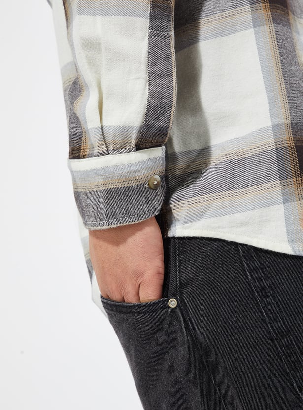 URB_N Men Checked Regular Fit Shirt