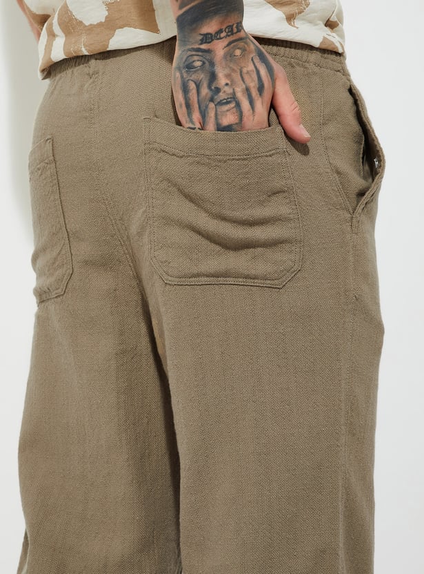 URB_N Men Textured Regular Fit Trousers