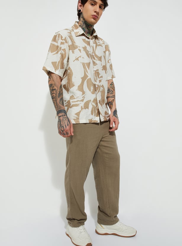 URB_N Men Textured Regular Fit Trousers