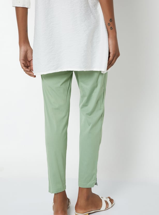 Women Solid Straight Pants