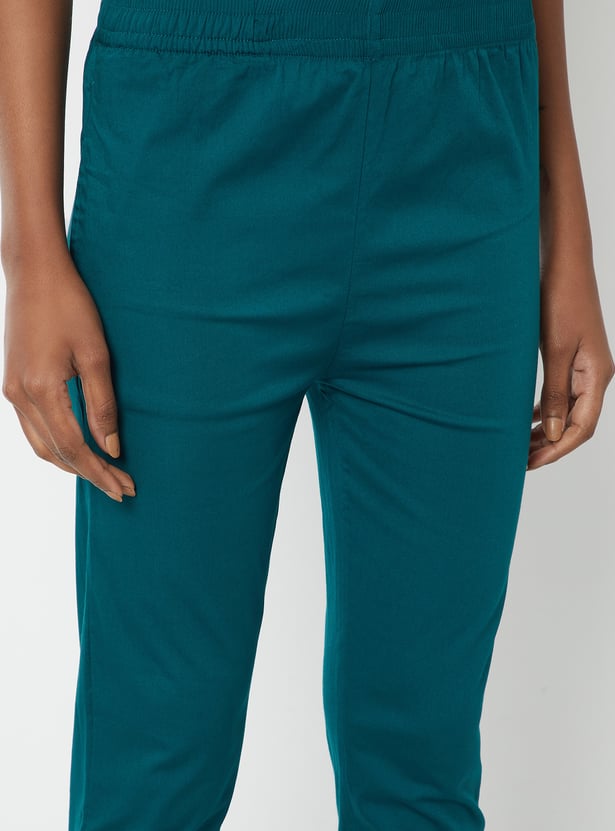 Women Solid Straight Pants