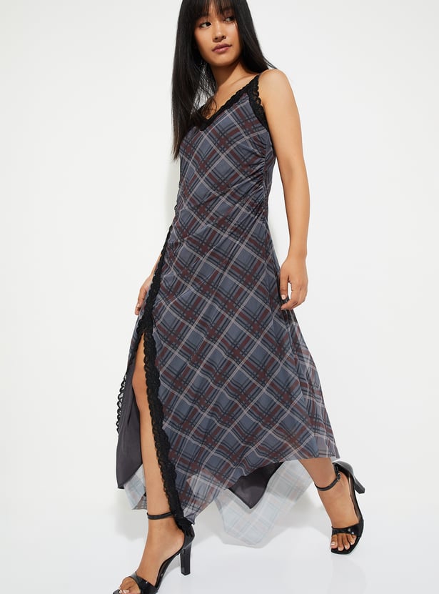 URB_N Women Checked A-line Side Slit Dress