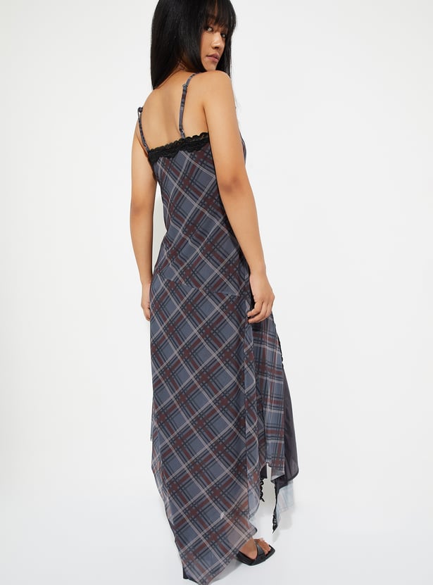 URB_N Women Checked A-line Side Slit Dress