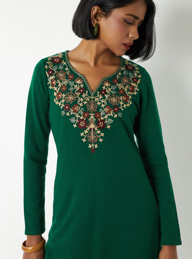 Women Embroidered Winter Kurta