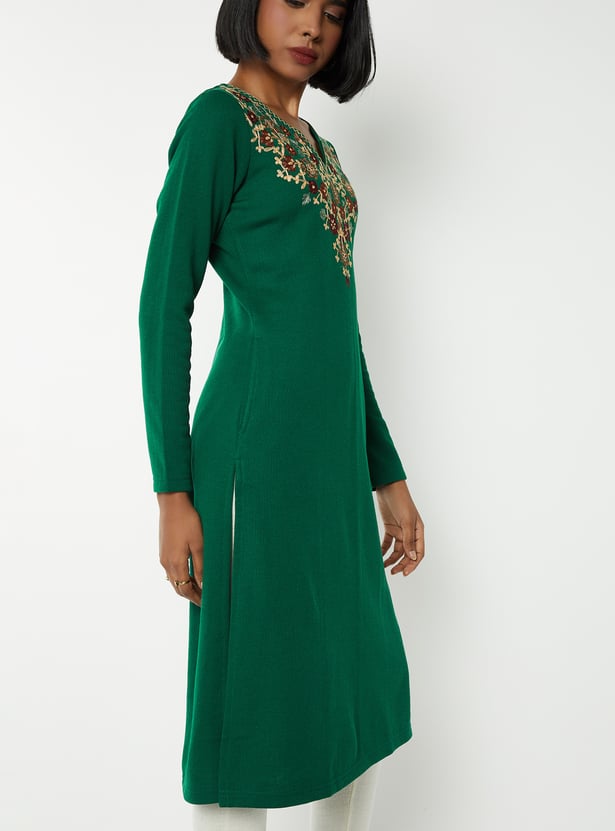 Women Embroidered Winter Kurta