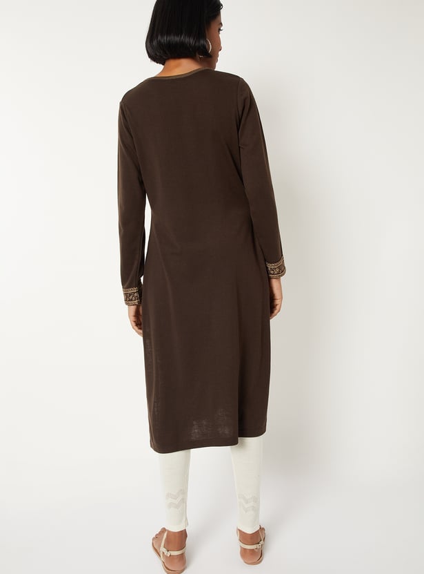 Women Floral Knit Straight Kurta