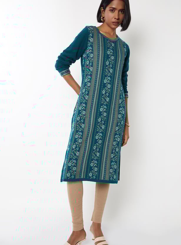 Women Knit Straight Winter Kurta