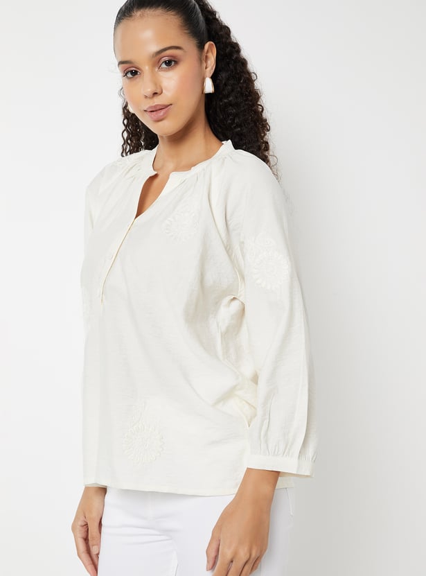 Women Embroidered Tunic