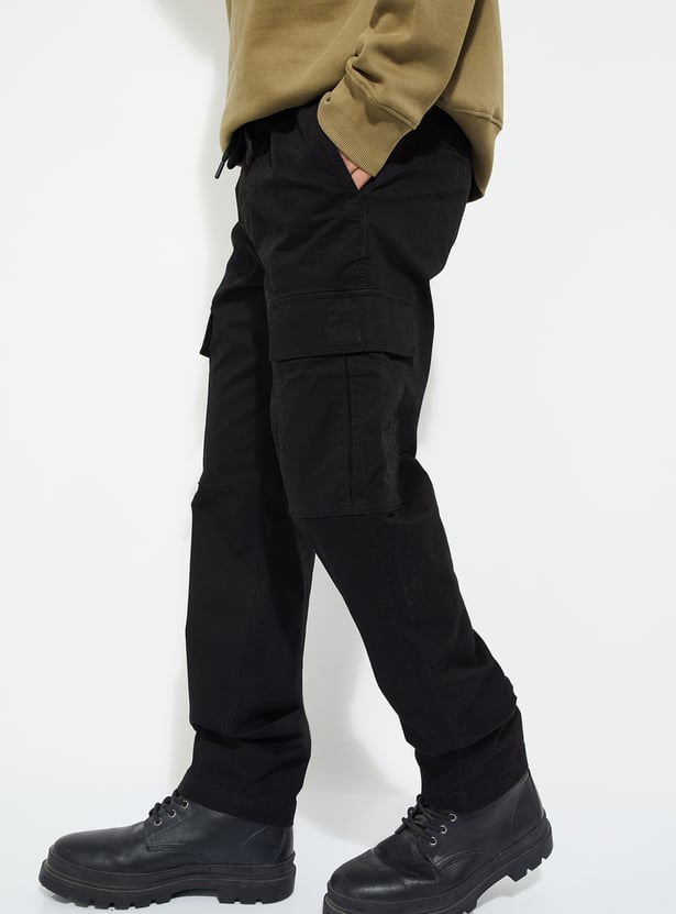 URB_N Men Relaxed Fit Solid Cargos