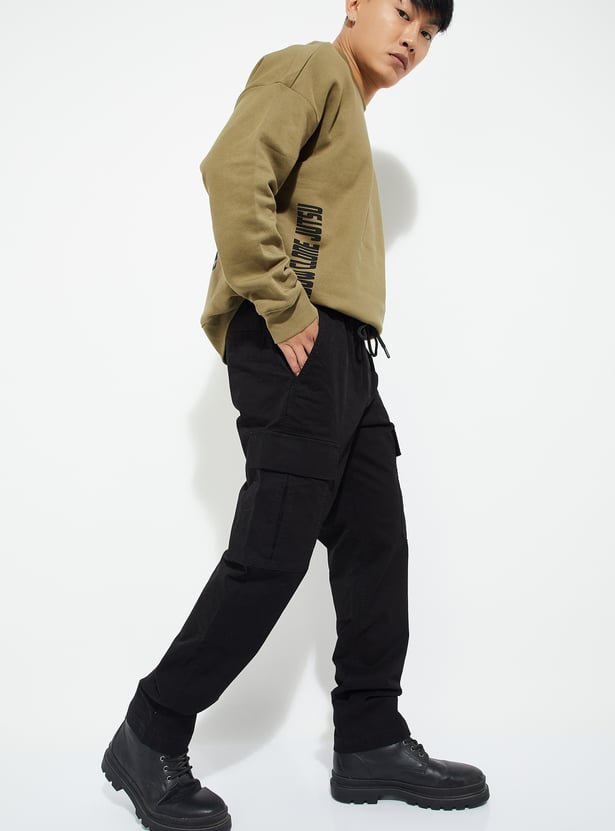 URB_N Men Relaxed Fit Solid Cargos