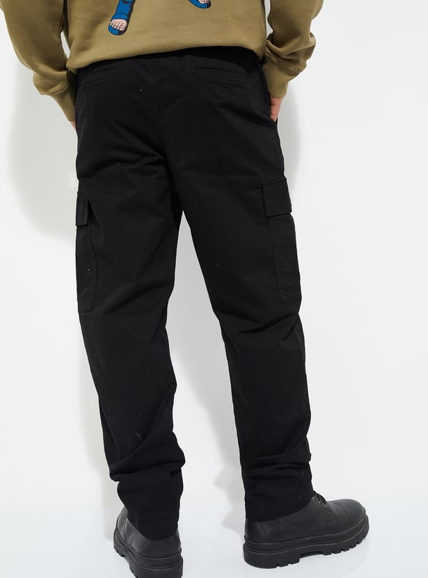 URB_N Men Relaxed Fit Solid Cargos