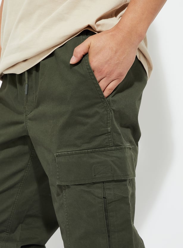 URB_N Men Relaxed Fit Solid Cargos