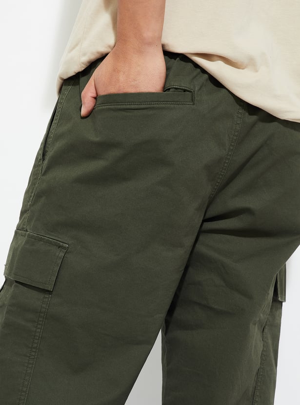 URB_N Men Relaxed Fit Solid Cargos