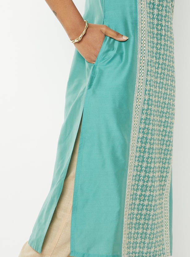 Women Embroidered Straight Kurta