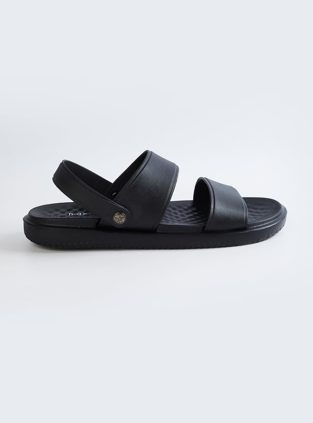 Men Solid Sandals