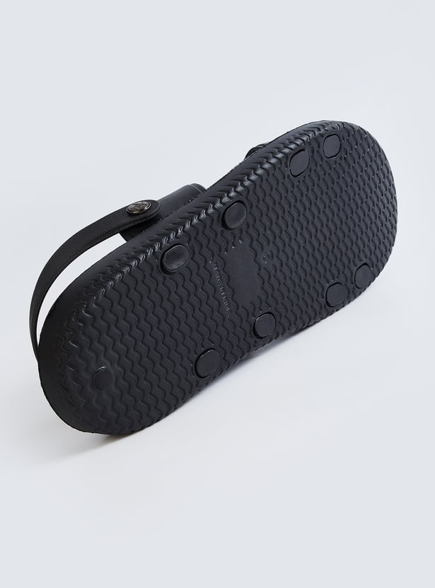 Men Solid Sandals