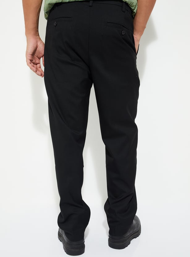 URB_N Men Solid Relaxed Fit Trousers