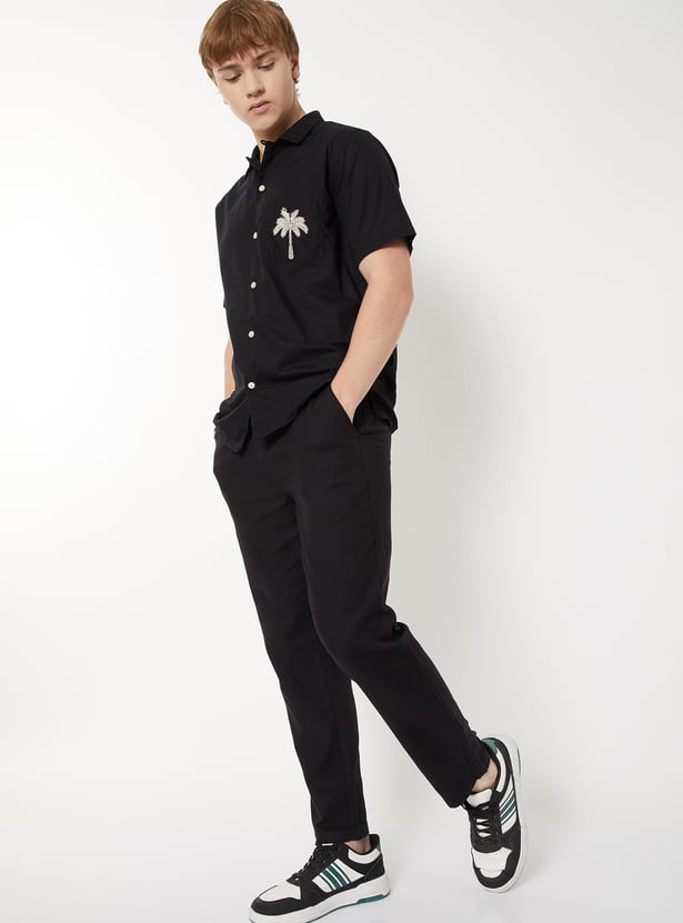 Men Textured Slim Fit Trousers
