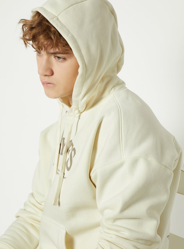 Men Back Print Hooded Athleisure Sweatshirt