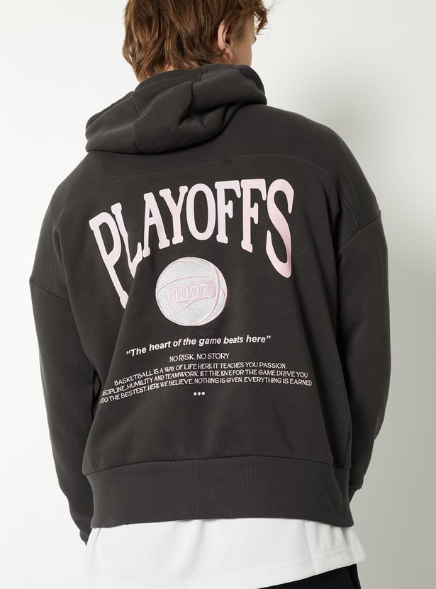 Men Back Print Hooded Athleisure Sweatshirt