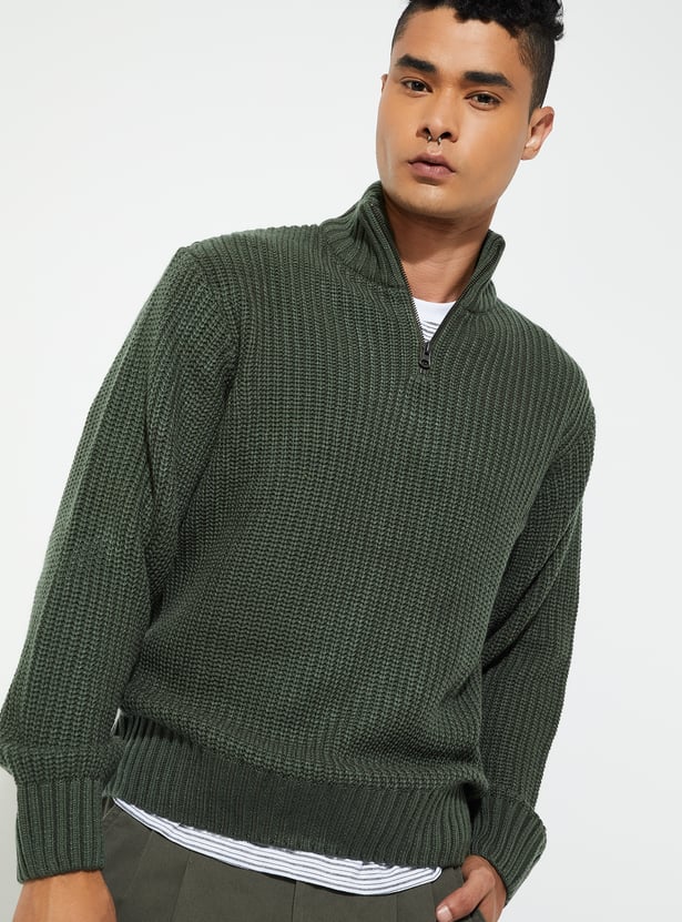 URB_N Men Solid Knit Sweater