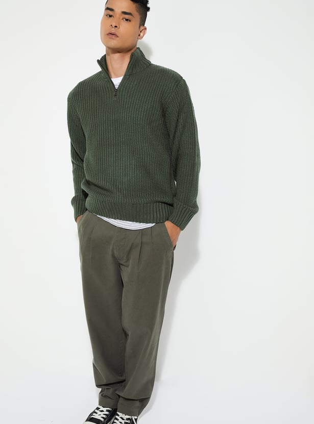 URB_N Men Solid Knit Sweater