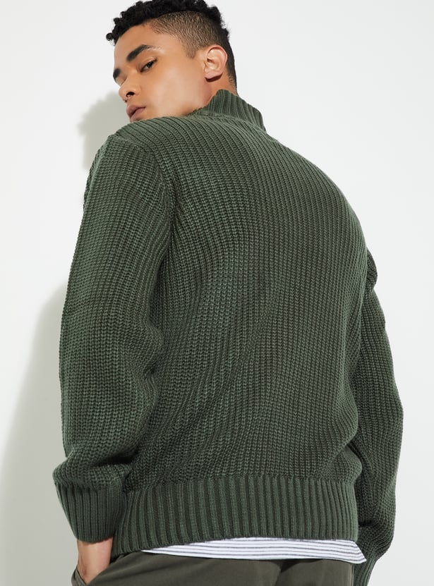 URB_N Men Solid Knit Sweater
