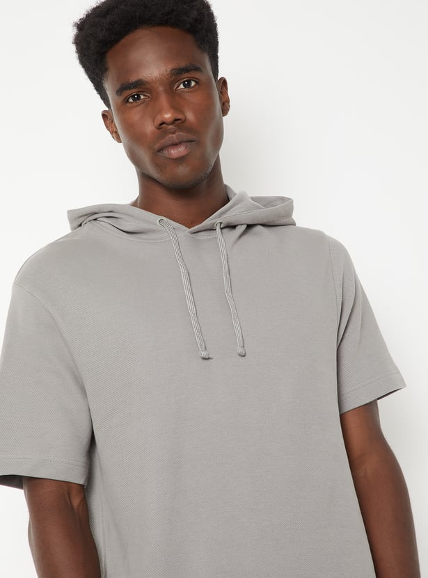 Men Solid Hooded T-shirt