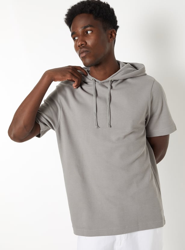 Men Solid Hooded T-shirt