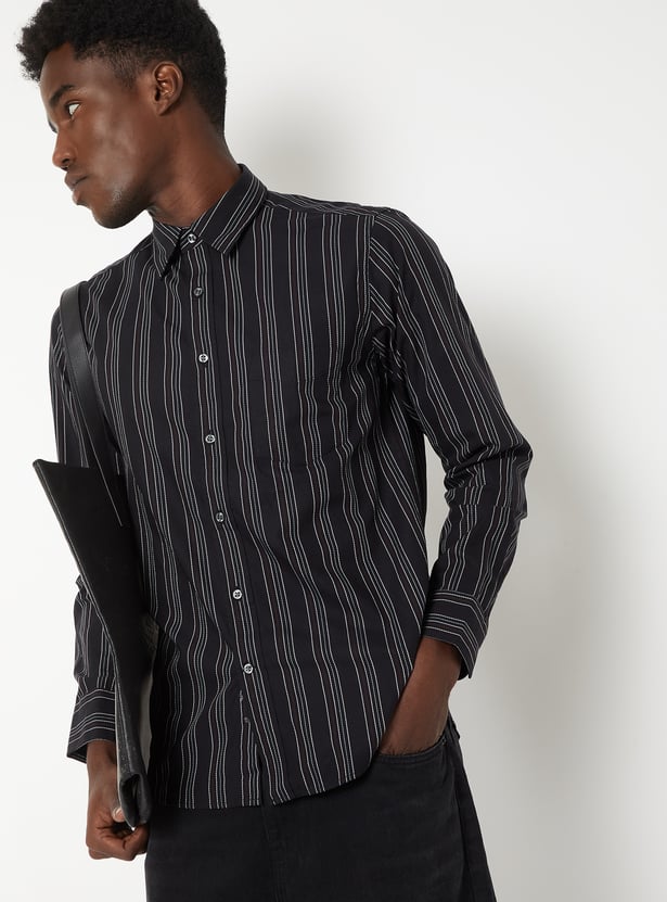 Men Striped Slim Fit Shirt