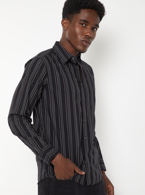 Men Striped Slim Fit Shirt