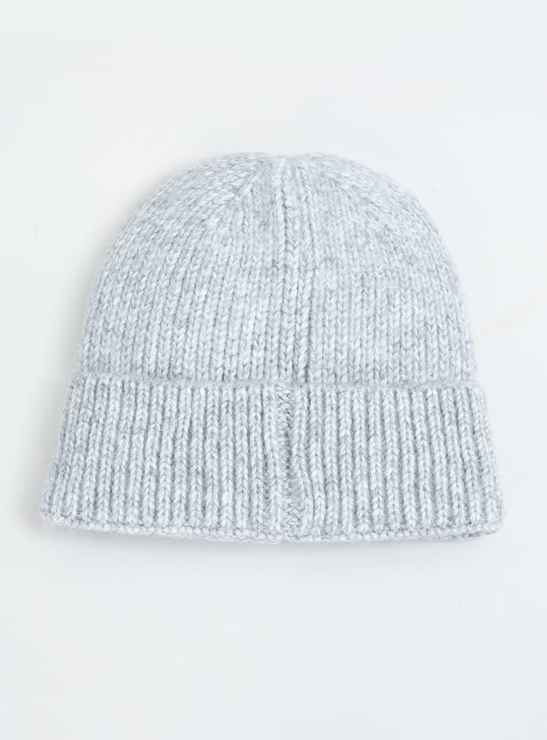 Women Knit Beanie