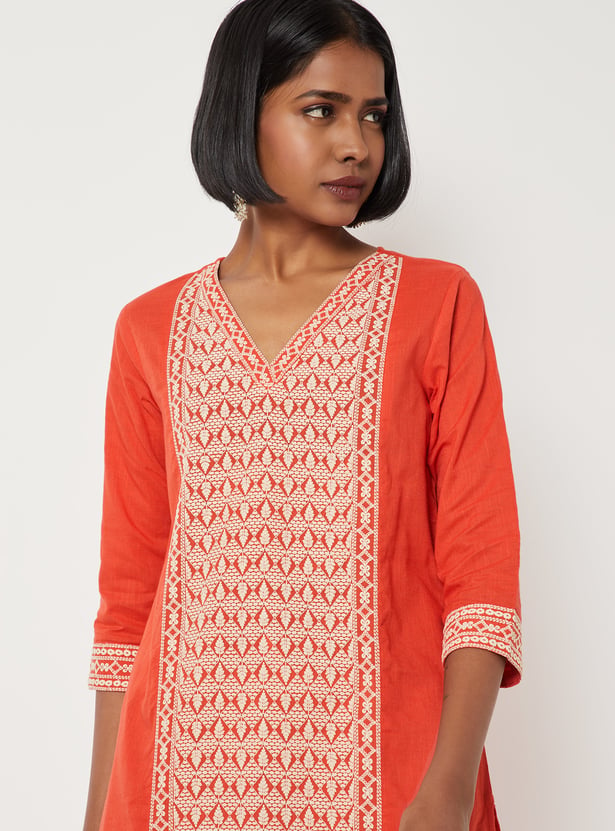 Women Embroidered Panel Straight Kurta