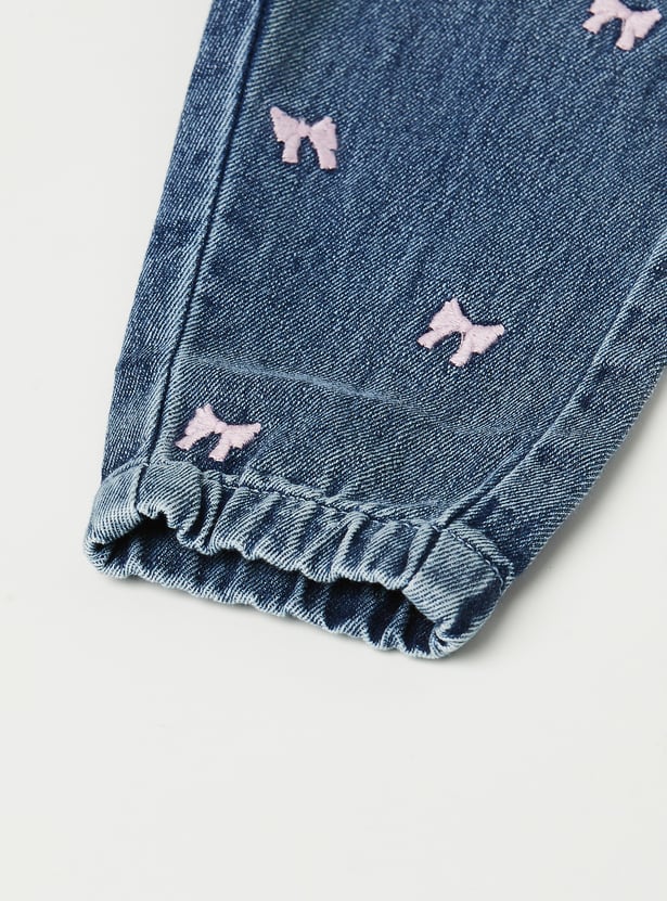 Girls Embroidered Slim Fit Jeans