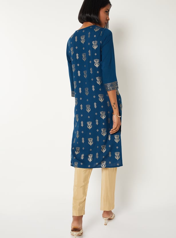 Women Foil Print Straight Kurta