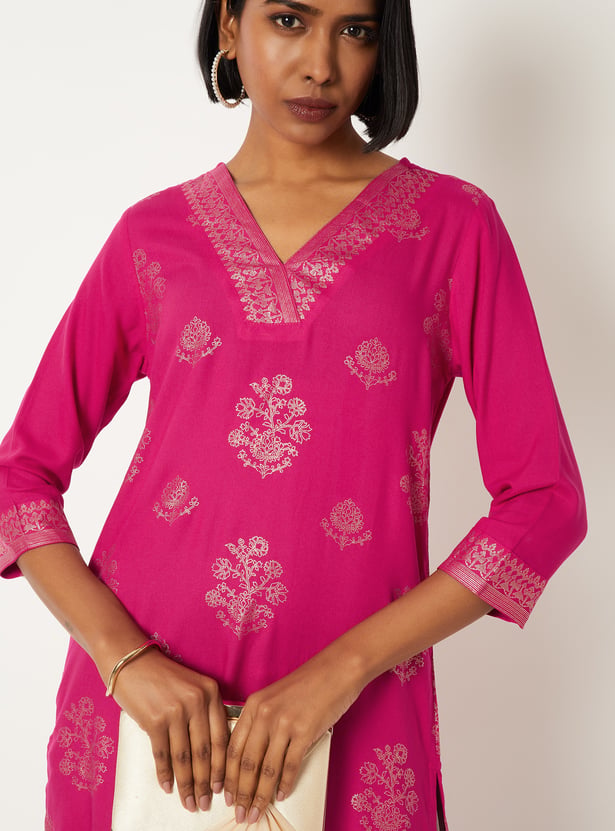 Women Foil Print Straight Kurta