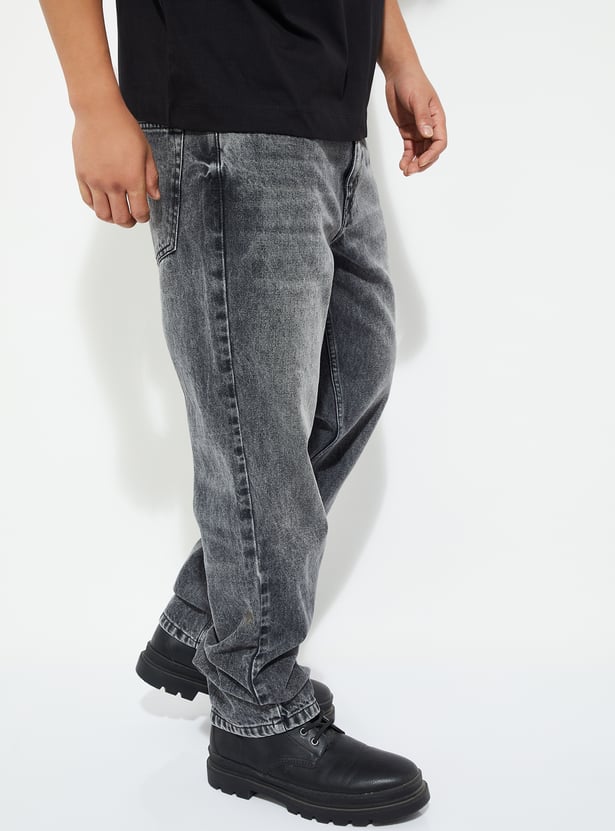 URB_N Men Loose Fit Washed Jeans
