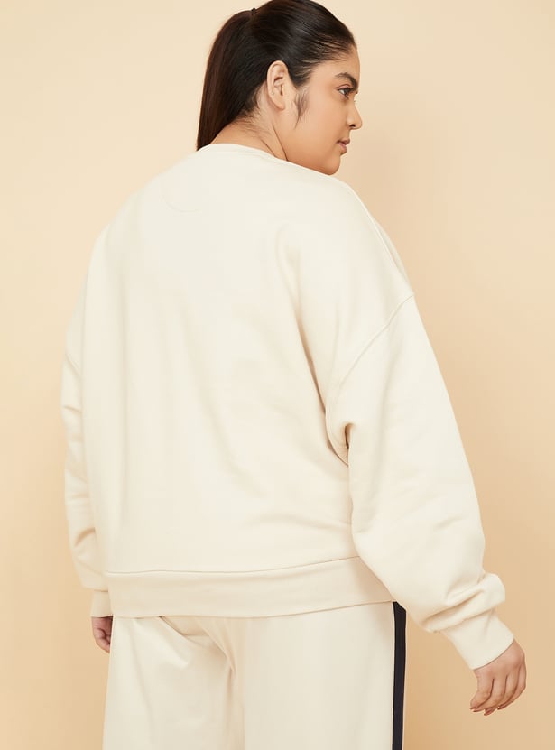 Women Chenille Embroidered Boxy Fit Sweatshirt