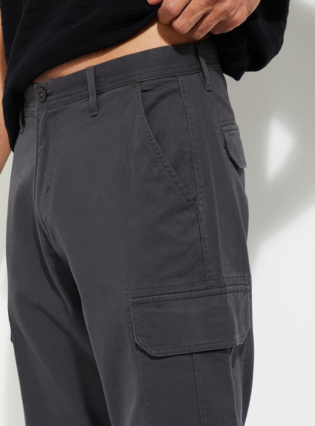 URB_N Men Solid Relaxed Fit Cargos