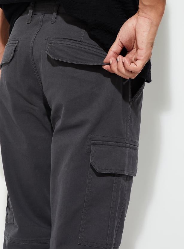URB_N Men Solid Relaxed Fit Cargos