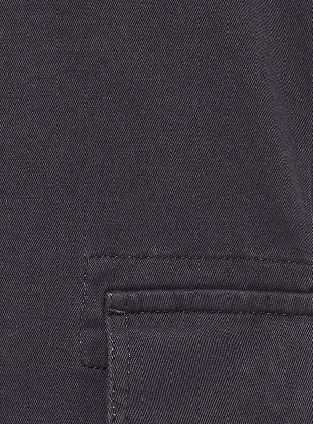 URB_N Men Solid Relaxed Fit Cargos