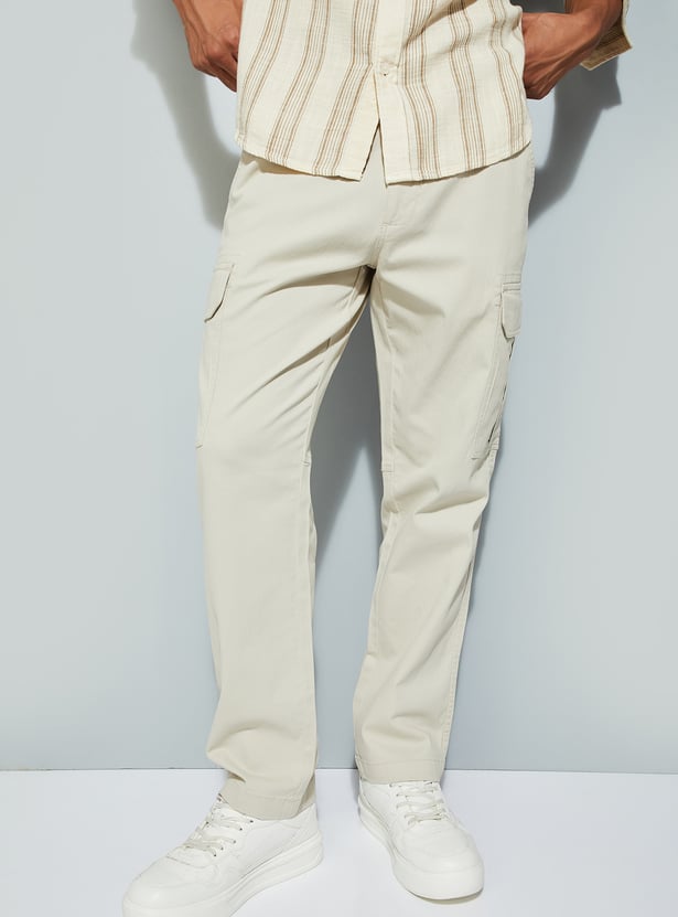 URB_N Men Solid Relaxed Fit Cargos